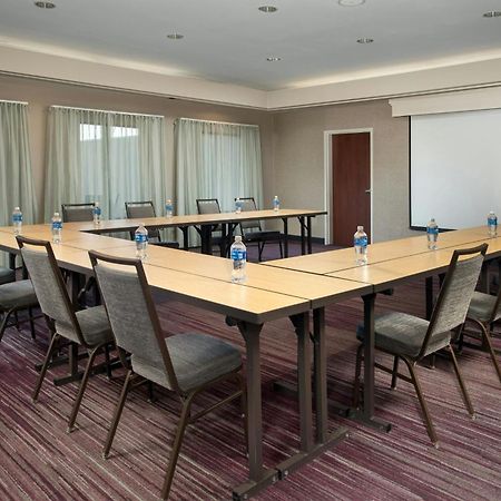 Courtyard By Marriott Dayton Beavercreek Exterior photo