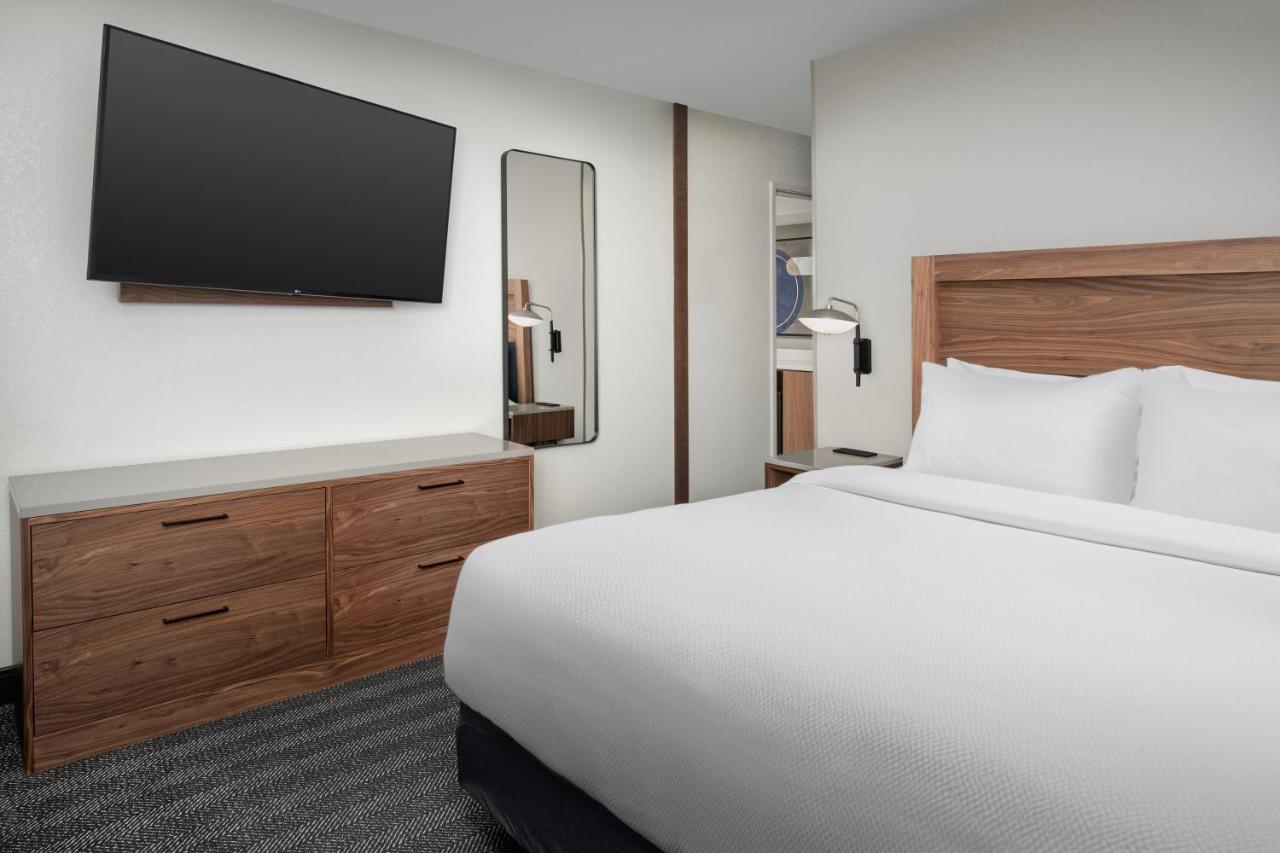 Courtyard By Marriott Dayton Beavercreek Exterior photo