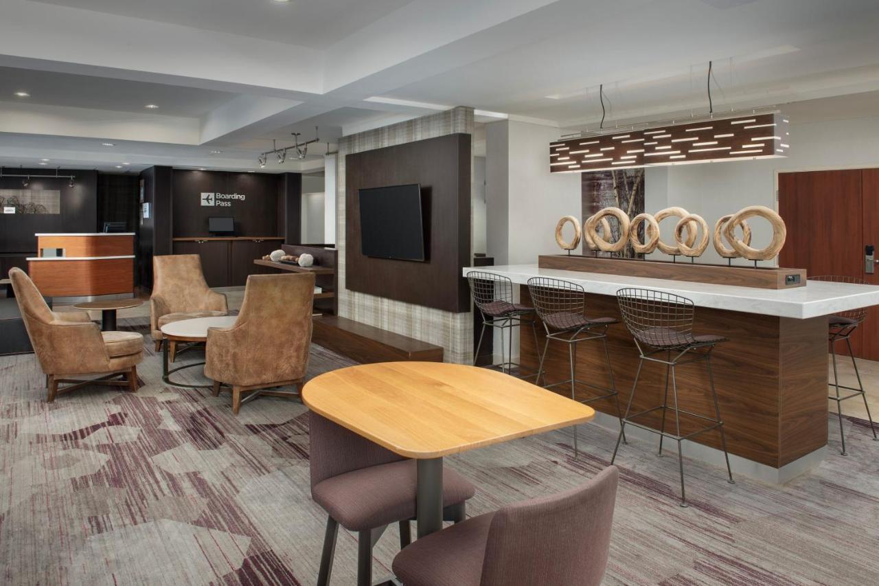 Courtyard By Marriott Dayton Beavercreek Exterior photo