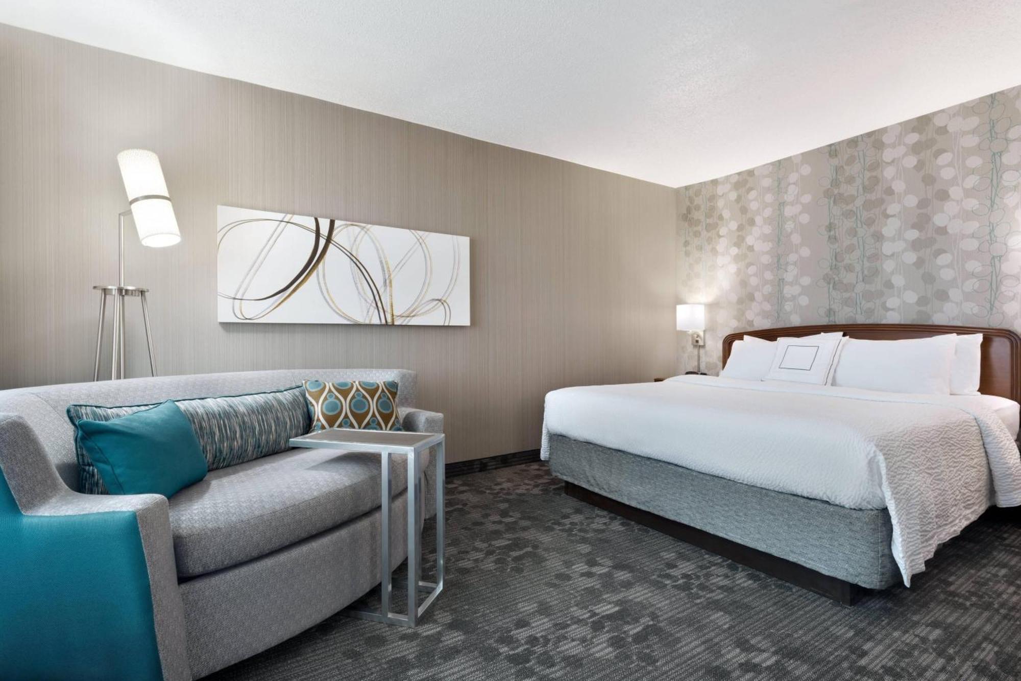 Courtyard By Marriott Dayton Beavercreek Exterior photo